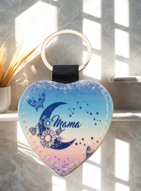 Schlüsselanhänger aus Stoff in Herzform