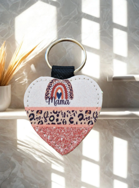 Schlüsselanhänger aus Stoff in Herzform