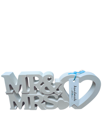 Mr & Mrs Dekoschriftzug mit Herz