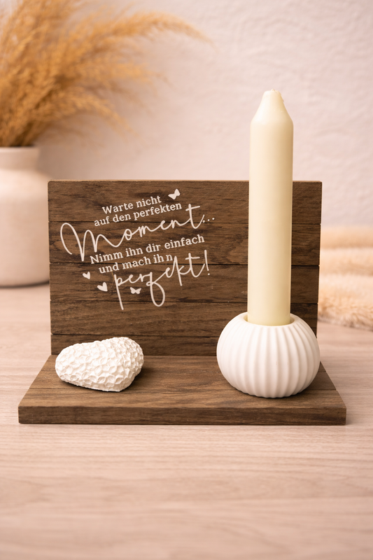 „Herzenskerze – Handgefertigte Holz- & Resin-Deko 16×12 cm“
